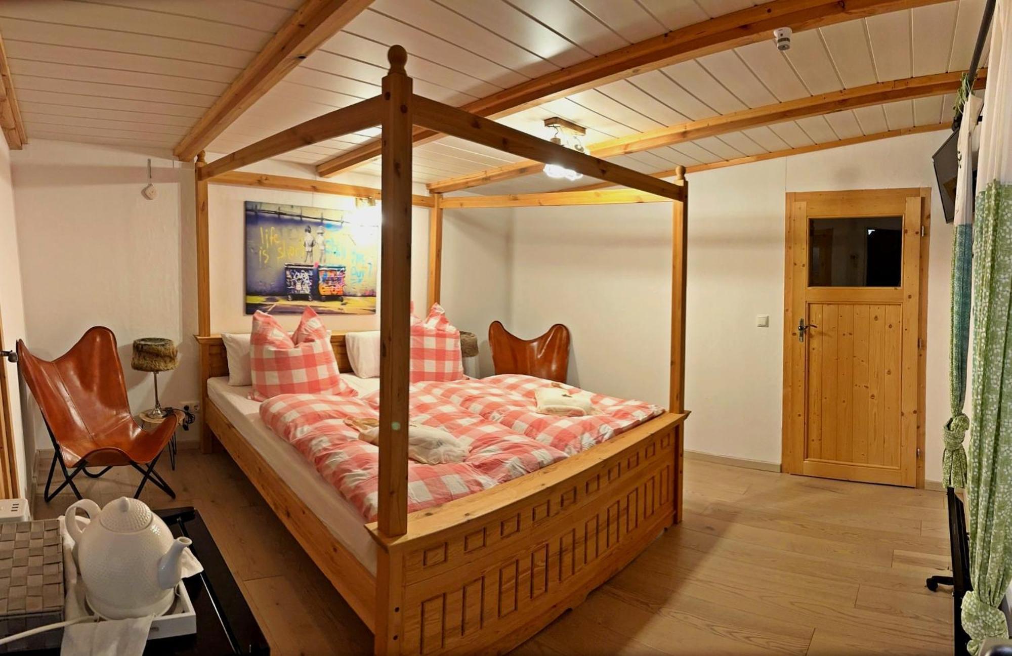 La Maison Pritzwalk - Bett & Bike Экстерьер фото